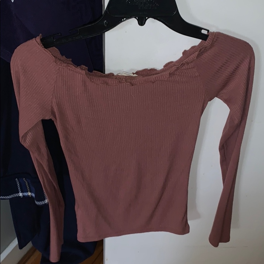 Off the shoulder long sleeve